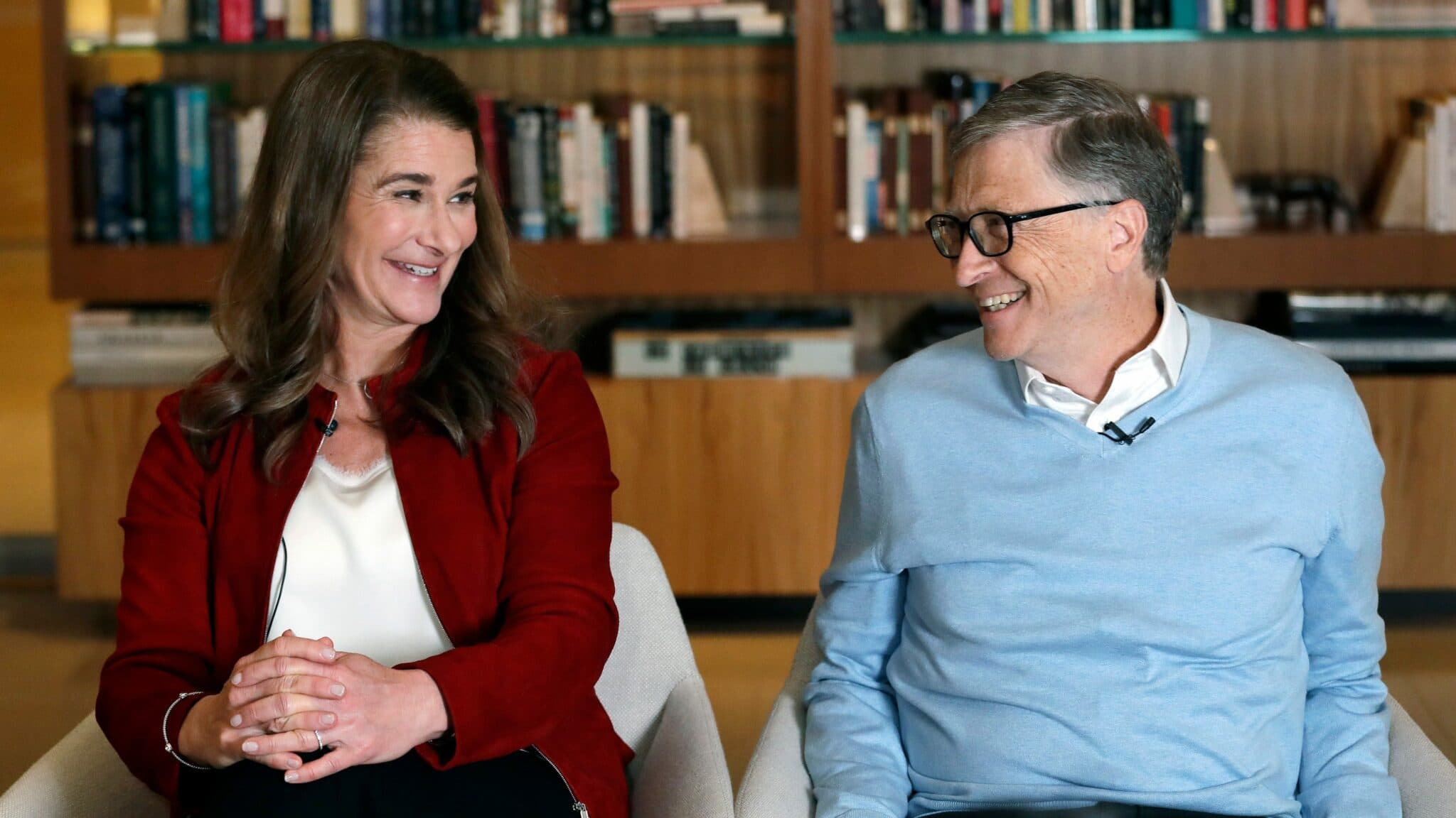 Bill Gates dhe Melinda i japin fund martesës 27-vjeçare (VIDEO)