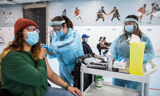 Kanadaja autorizon vaksinën Pfizer për moshat 12-15 vjeç