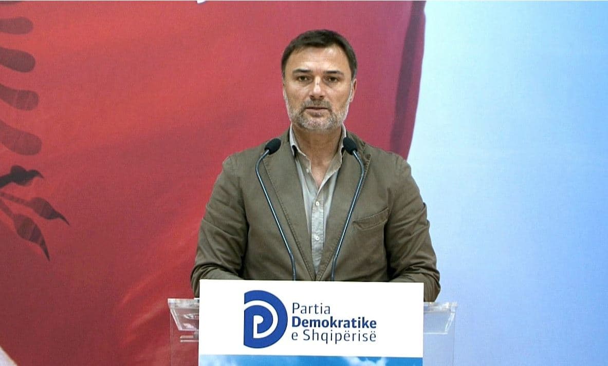     Alibeaj denoncon: Benet Beci, Tom Doshi, Mark Frroku, në krye të listës për blerjen e votave në Pukë