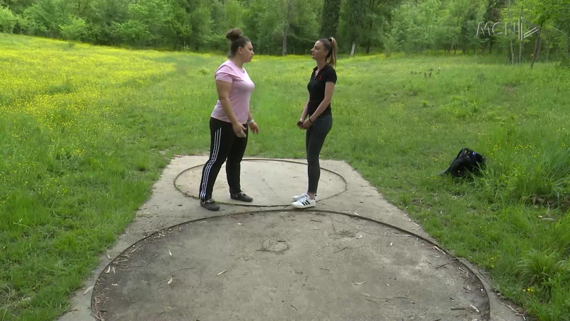 Hedhja “e fundit” e çekiçit (VIDEO)