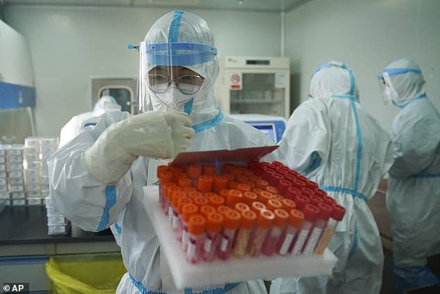 Kina ka qënë duke u përgatitur për Luftën e Tretë Botërore me armë biologjike për gjashtë vitet e fundit