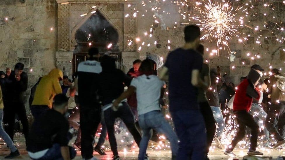 Përplasje mes palestinezëve dhe policisë izraelite, 205 të plagosur