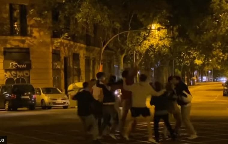 Spanja i jep fund gjendjes së jashtëzakonshme Covid-19 pas 7 muajsh izolim