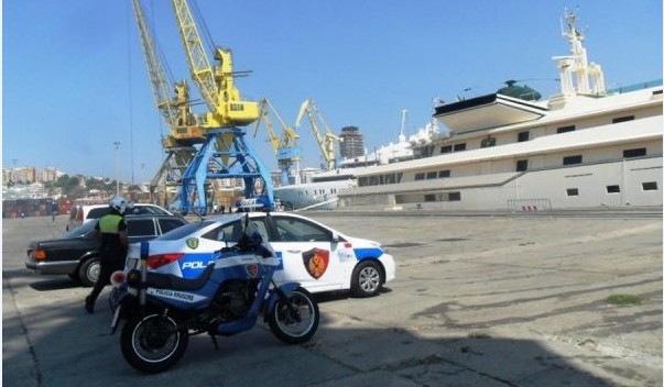   31-vjeçari turk tenton të kalojë kufirin me dokumente të falsifikuara