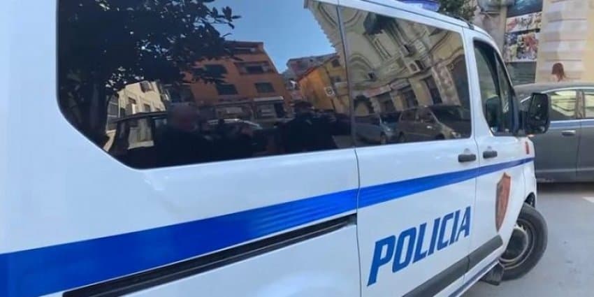 Ndihmuan 4 persona të kalonin ilegalisht drejt Greqisë, 3 të arrestuar në Korçë