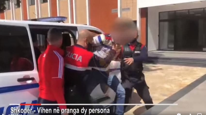  Mbi 90 kg drogë përmes Liqenit të Shkodrës/ Arrestohen dy të shpallur në kërkim