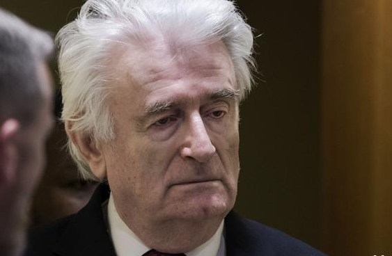Krimineli i luftës Karaxhiç do të transferohet në Britaninë e Madhe 