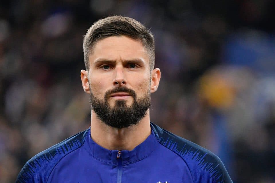 Giroud afër Serisë A