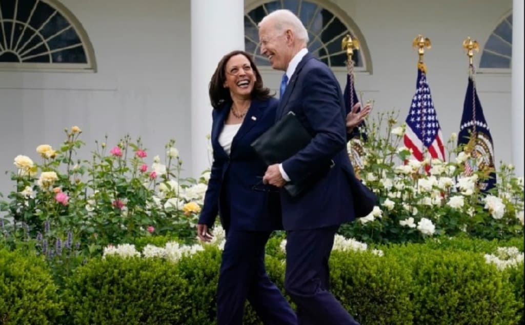 “Të vaksinuarit mund të mos mbajnë maska”, Biden: Ditë e mrekullueshme për Amerikën (VIDEO)