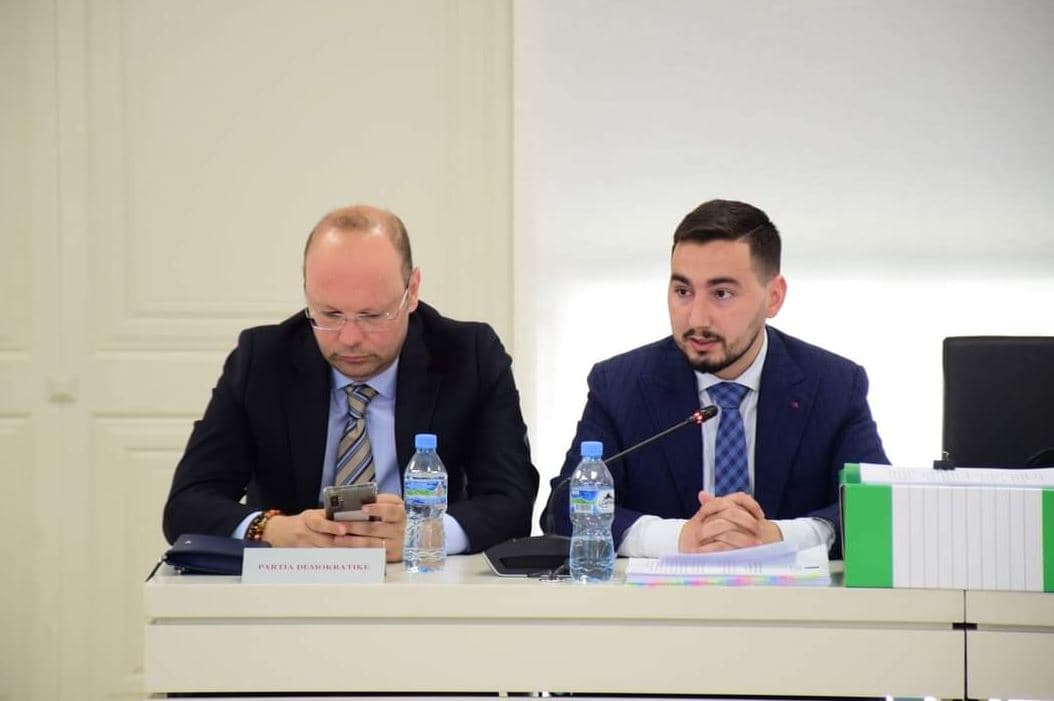  Refuzimi i kërkesës për provat e reja/ Juristi i PD drejton 10 pyetje publike për KAS