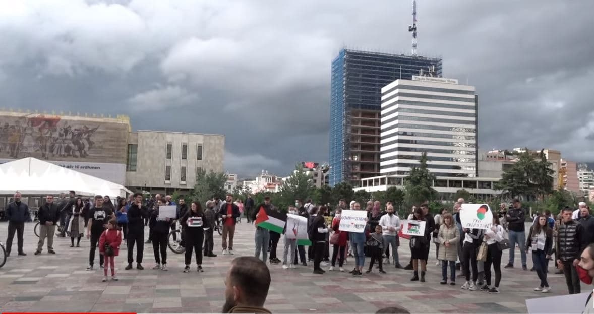  Protesta “pro Palestinës” në Tiranë/ Nën hetim 15 persona