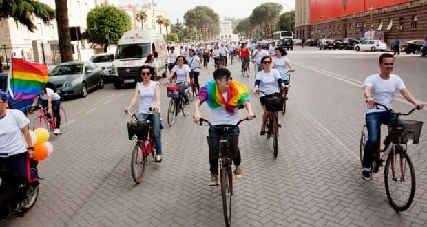 Ambasada Amerikane: Ndërgjegjësim për të drejtat e komunitetit LGBT