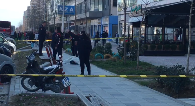 Ekzekutimi i Tauland Beqirajt, dorëzohet njëri nga autorët e dyshuar