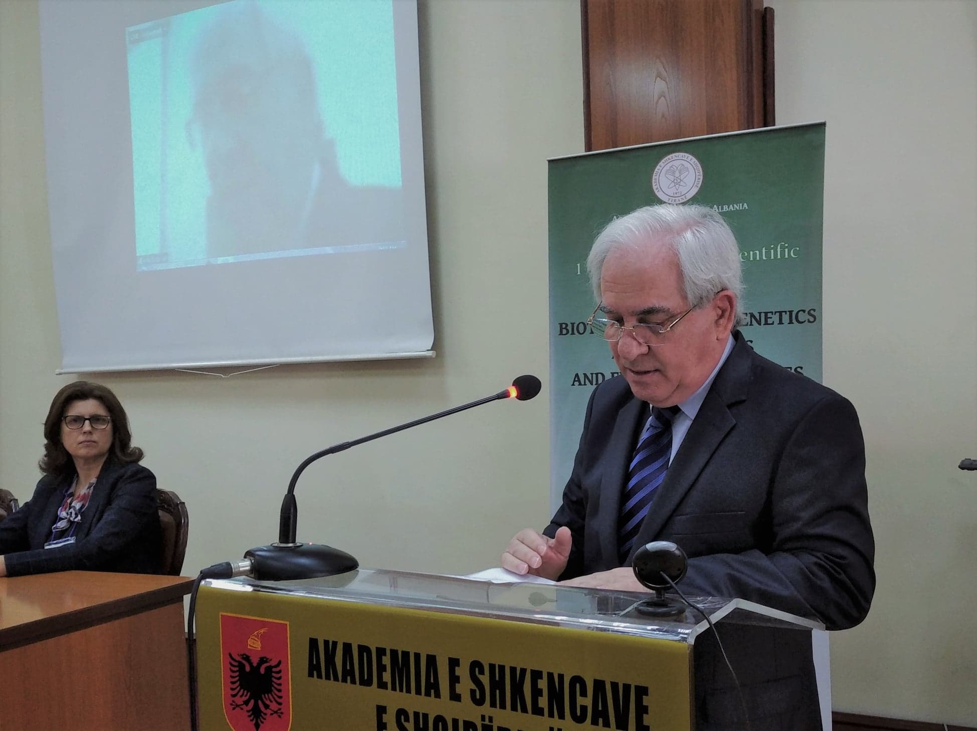 Konferenca e parë shkencore ndërkombëtare e ASH/ Gjinushi: Fuqizohet ngritja e Njësisë së Biogjenetikës