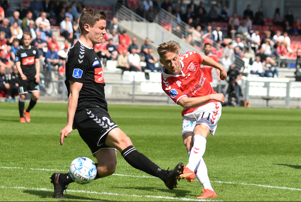 Talenti shqiptar shkëlqen në Danimarkë, shënon gol në barazimin e Vejles