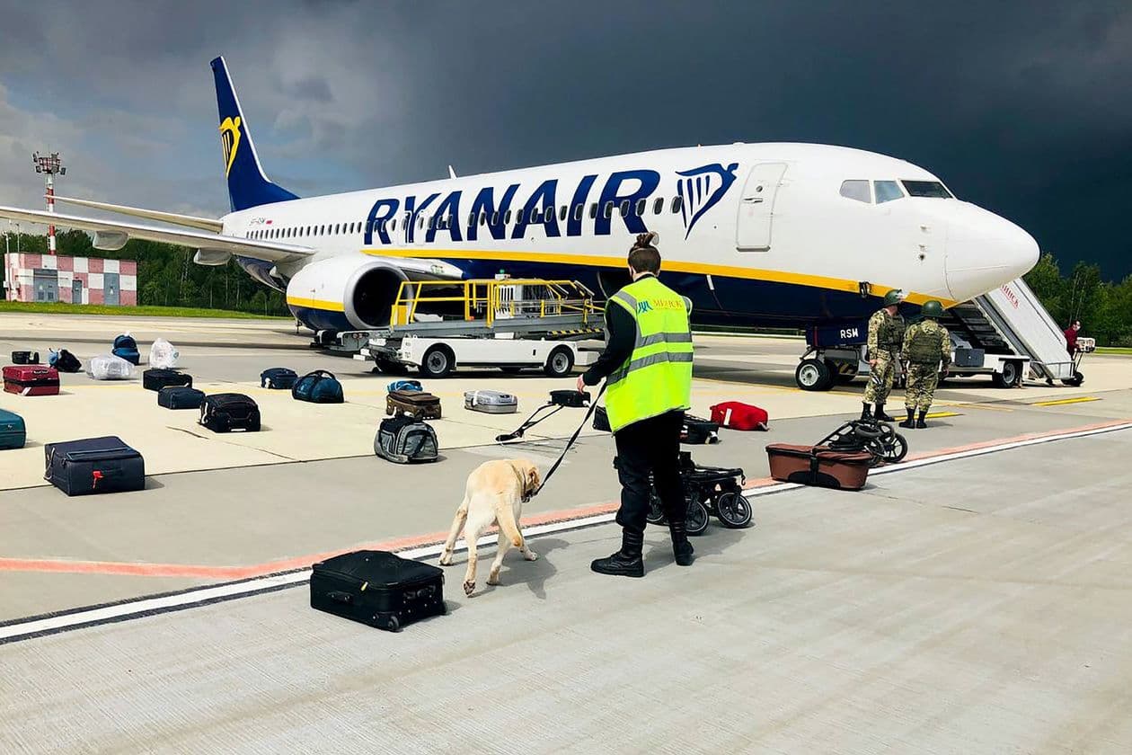 Bjellorusia devijon fluturimin e Ryanair për të arrestuar gazetarin, kritika SHBA-BE