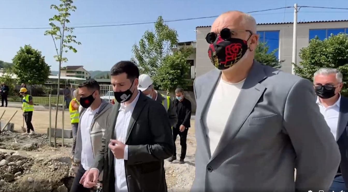 Rama inspekton rindërtimin e lagjes së re në Vaqarr: Do dalë si zonë rezidenciale