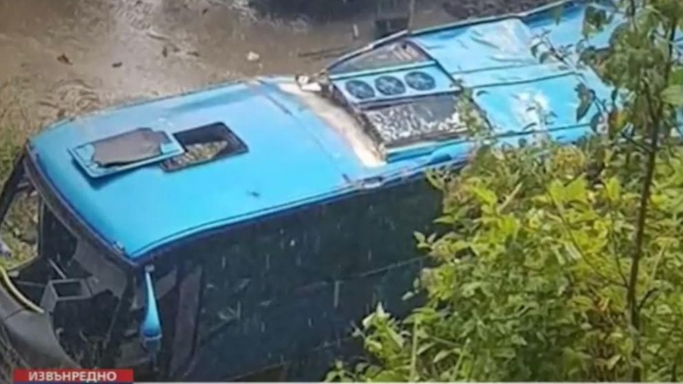   Aksidentohet minibusi me pasagjerë nga Kosova në Bullgari, humb jetën shoferi