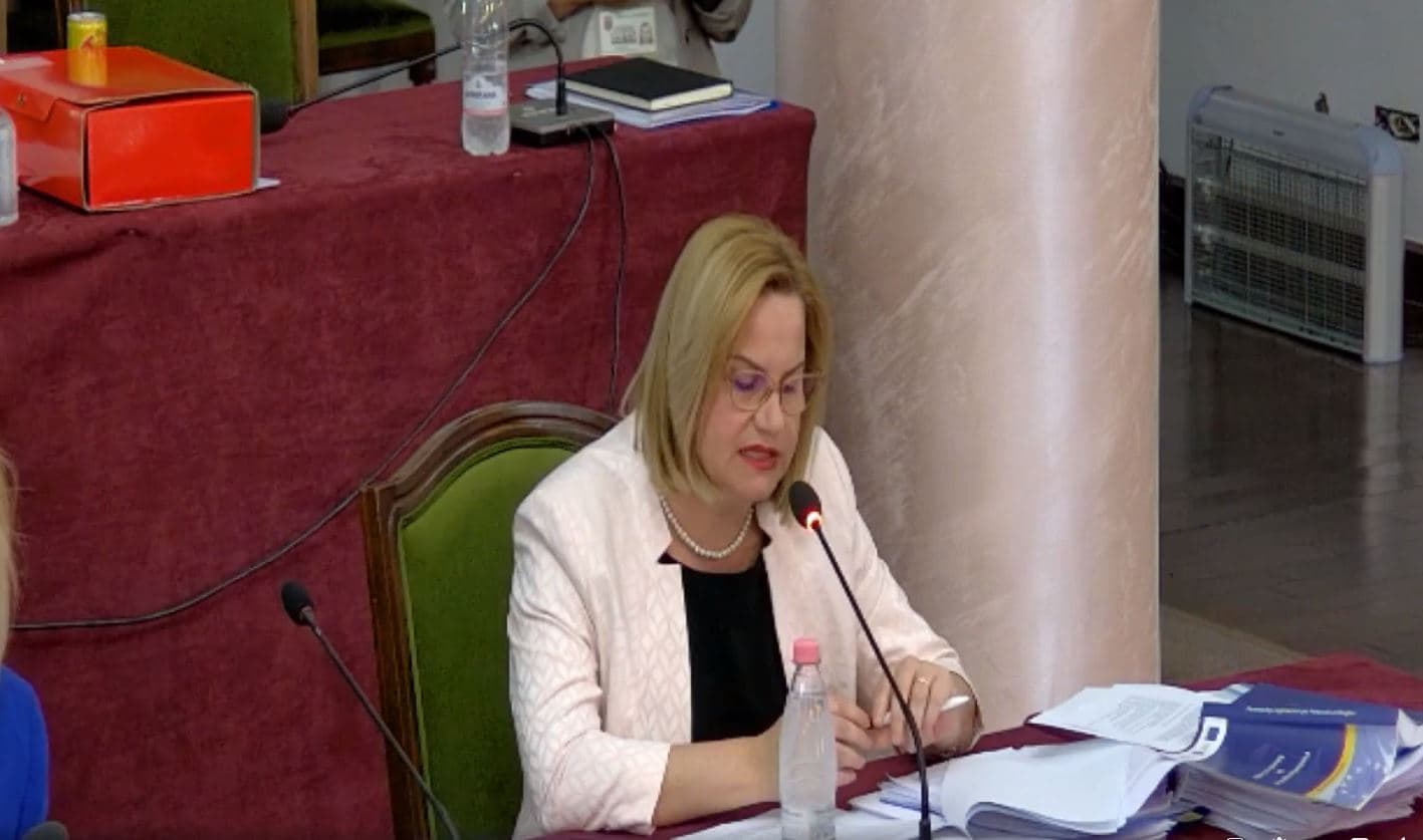       Komisioni për shkarkimin e Metës/ Hyseni dhe Bushka: Nuk do të kërkohen më prova të reja (VIDEO)