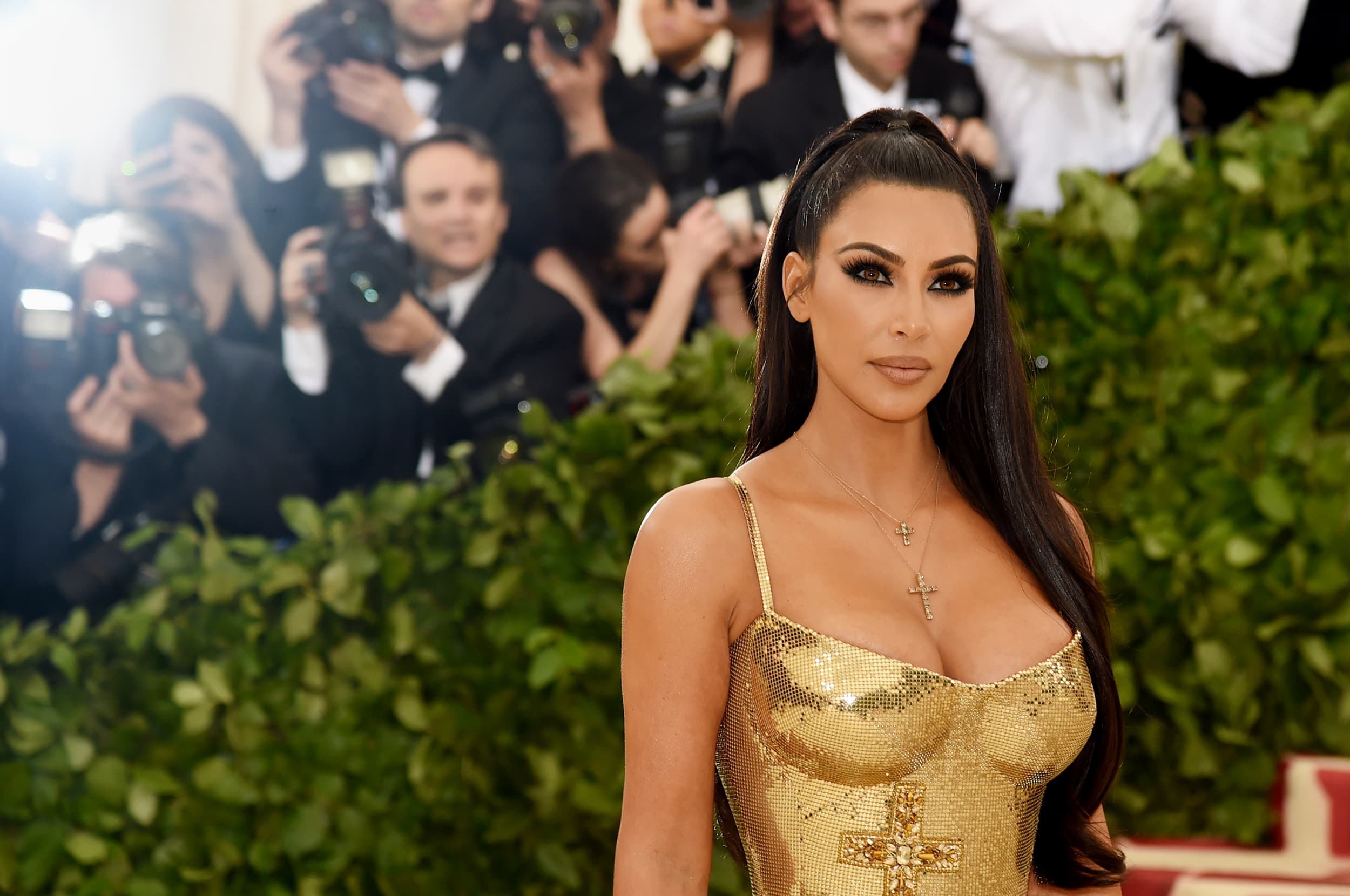 Probleme me rrogat, Kim Kardashian paditet nga stafi