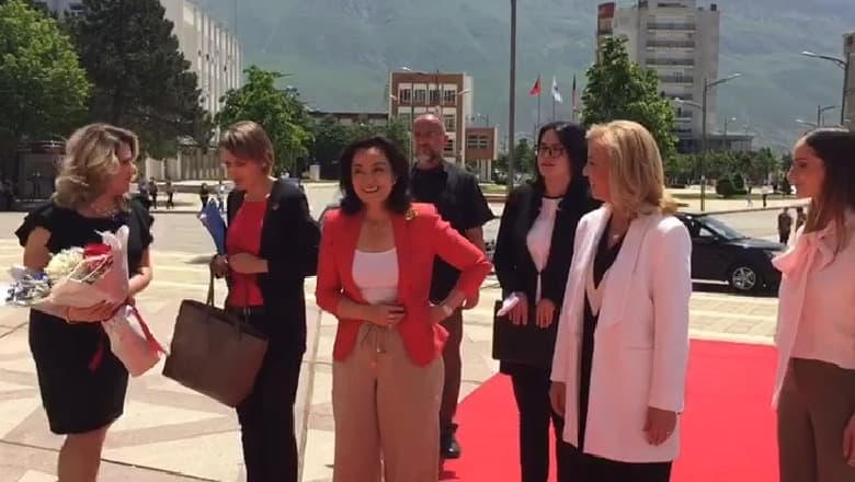 Yuri Kim në Kukës, takon Safet Gjicin: Folëm për aeroportin