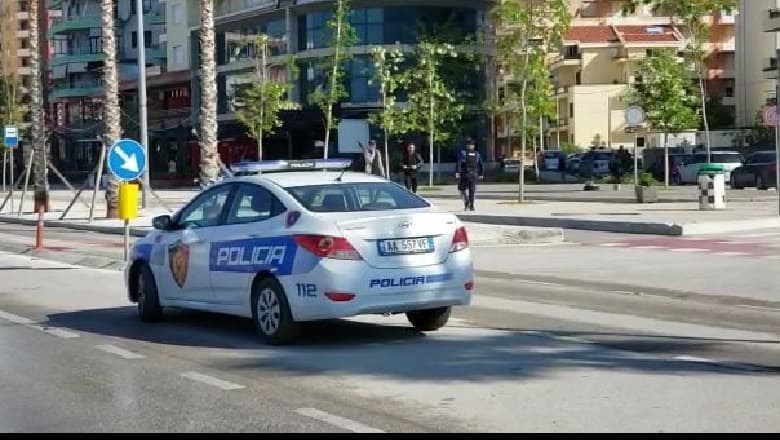 Ngriti grup me uniformë policie për të shpërndarë drogë, dyshime dhe për kolegët