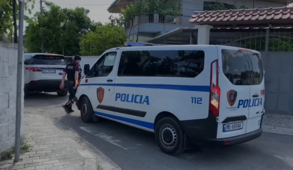 Aksion blic në Elbasan, efektivët mësyjnë në vendin ku u vra Everest Çaka (VIDEO)