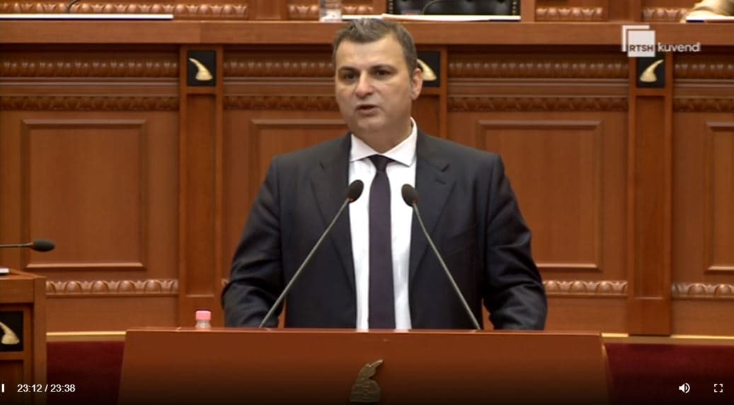     Sejko paraqet raportin e Bankës së Shqipërisë: Ekonomia premisa për rimëkëmbje, ulja e normës së interesit në o.5%