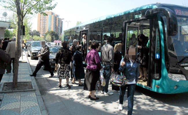 Aboneja e përgjithshme e transportit publik hiqet nga qarkullimi për 3 muaj