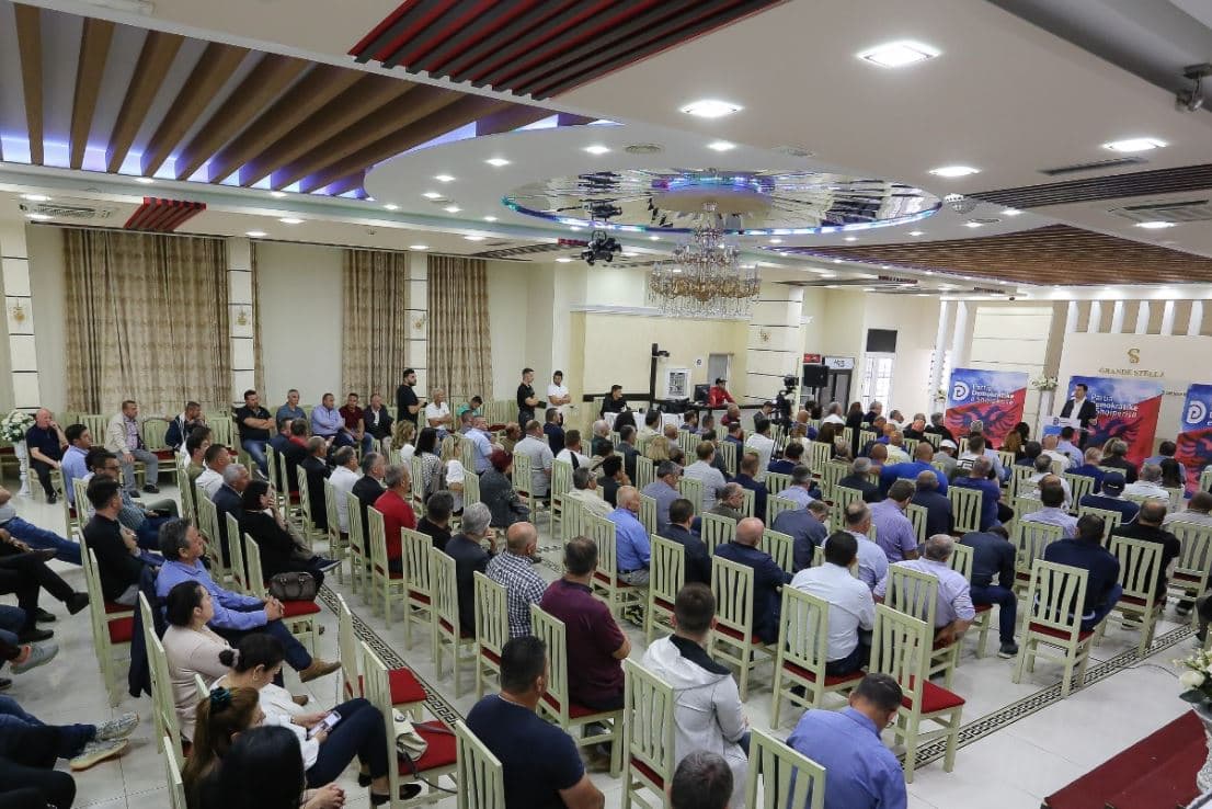            Basha nga Lezha: Pavarësisht masakrës së 25 prillit ne jemi të vendosur për të luftuar me më shumë forcë (VIDEO)