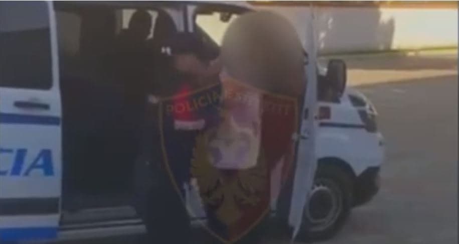 Lëvizte me pistoletë në makinë, arrestohet 38-vjeçari në Shkodër