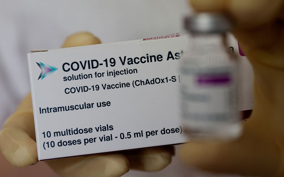 Greqia i dhuron Shqipërisë 20,000 vaksina anti-Covid