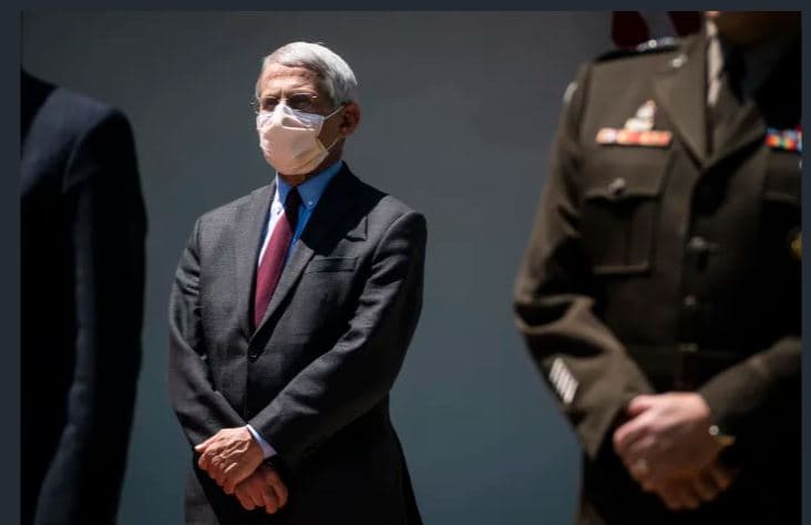 “Gjithçka në rregull pavarësisht disa njerëzve të çmendur”, email-et pandemike të Anthony Fauci