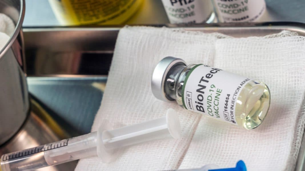 Studimi/ 275 raste me probleme kardiake në 5 milionë të vaksinuar me Pfizer