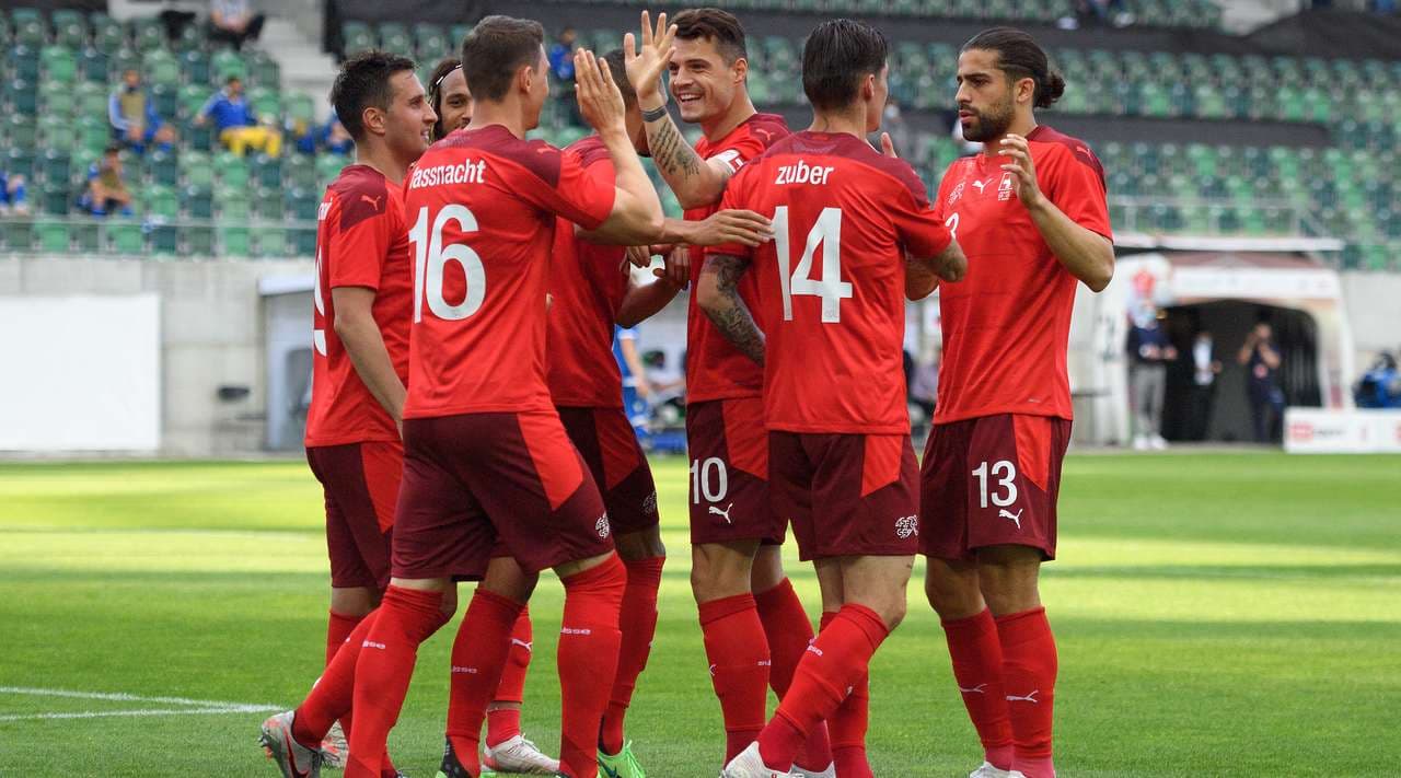 Zvicra triumfon në miqësore me 3 shqiptarë në fushë, Turqia nuk fal