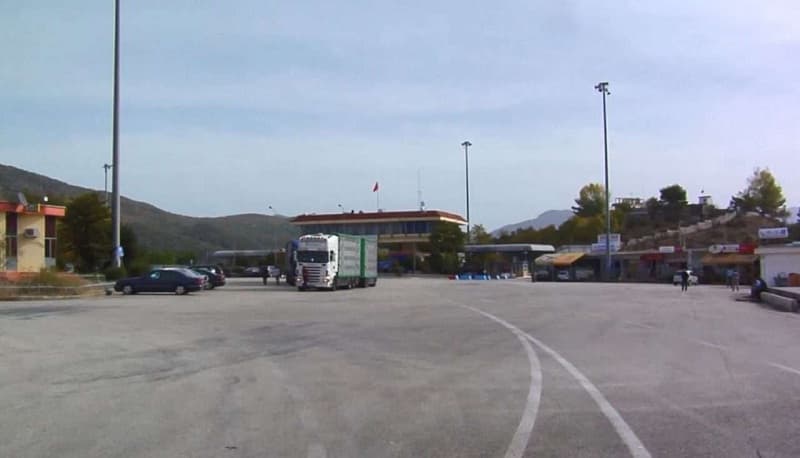 Greqia shtyn hapjen e kufijve me Shqipërinë deri më 14 qershor