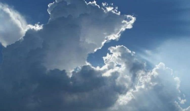 Moti sot, me diell dhe temperatura deri në 33 gradë C