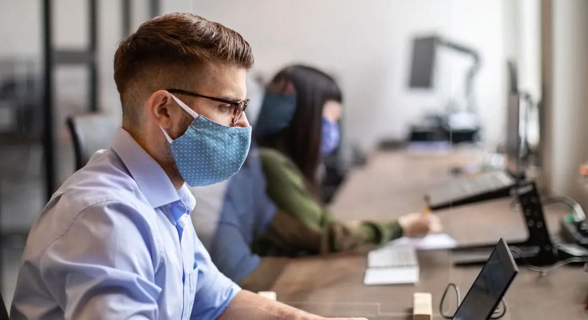 Pandemia nuk ndikoi në “vetëprezantimin” e punëtorëve