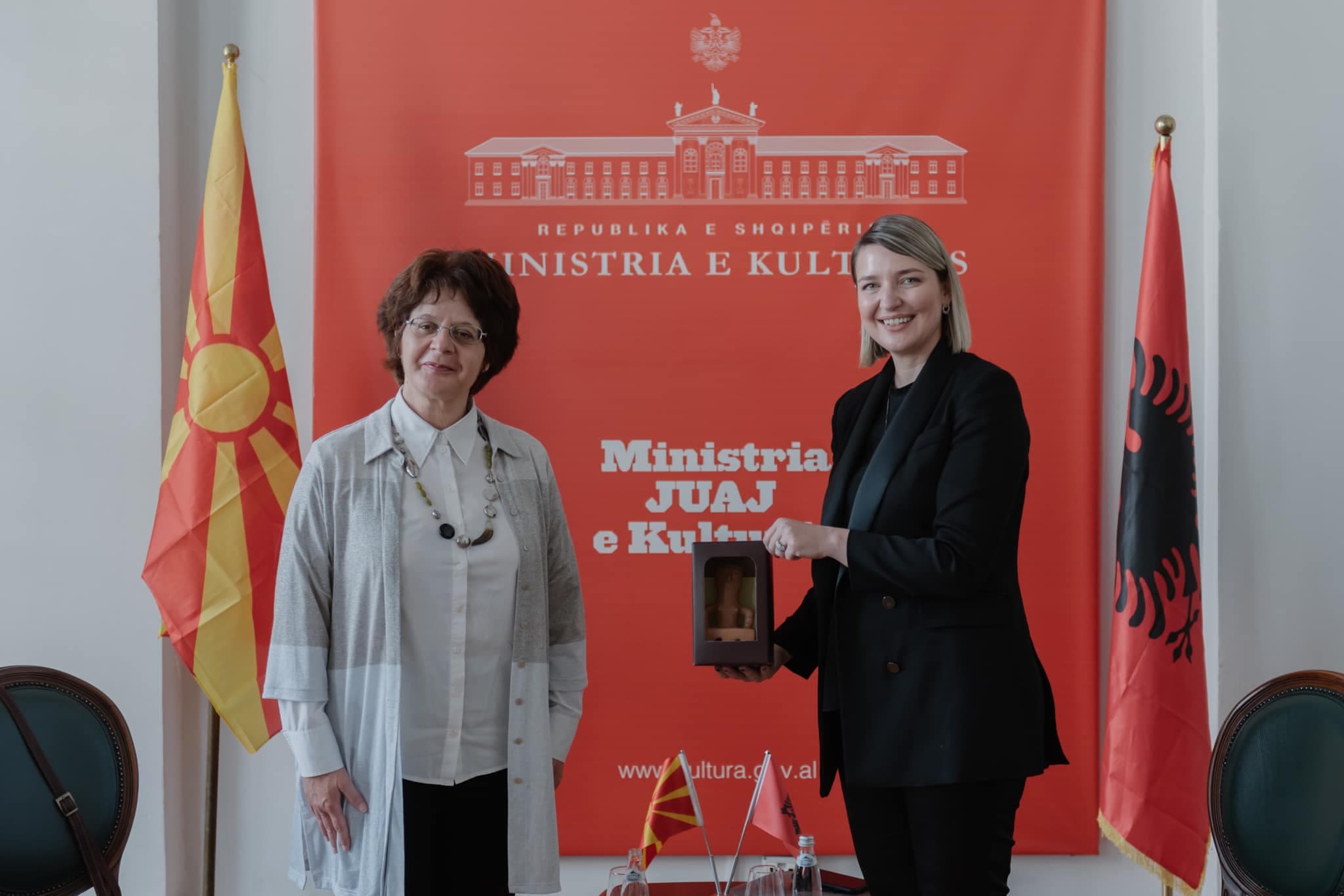 Hapet në Tiranë qendra kulturore e Maqedonisë së Veriut