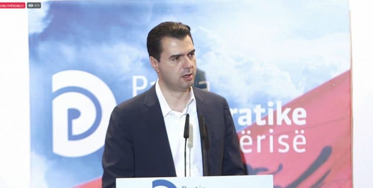 “Më 25 prill ra demokracia”, Basha: Të dielën të tregojmë se nuk dorëzohemi (VIDEO)