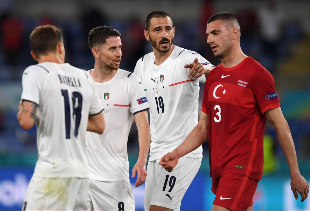 Autogol i Demiral, Italia kalon në avantazh ndaj Turqisë (Video)
