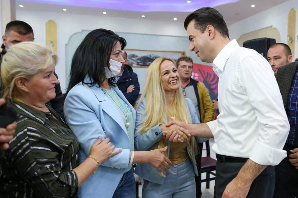 U rinkonfirmua në krye të PD, Basha: Shqipëria do të fitojë (VIDEO)