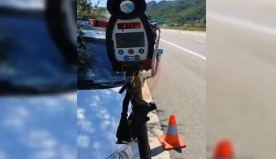 “Mos fluturoni në rrugë”, policia kap 24-vjeçarin që udhëtonte me 170 km/h
