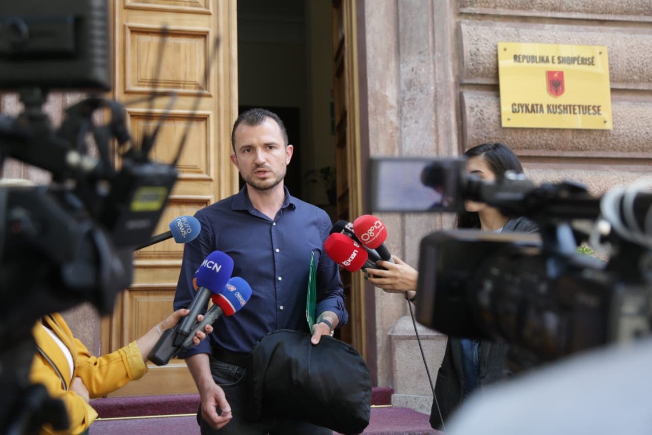 Partitë e vogla i drejtohen Kushtetueses/ Kërkojnë ndryshimin e dispozitës për përllogaritjen e financimit