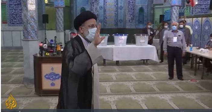  Irani zgjedh presidentin (VIDEO)