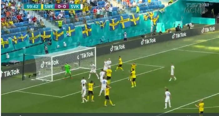 Suedia mposht minimalisht Sllovakinë (VIDEO)