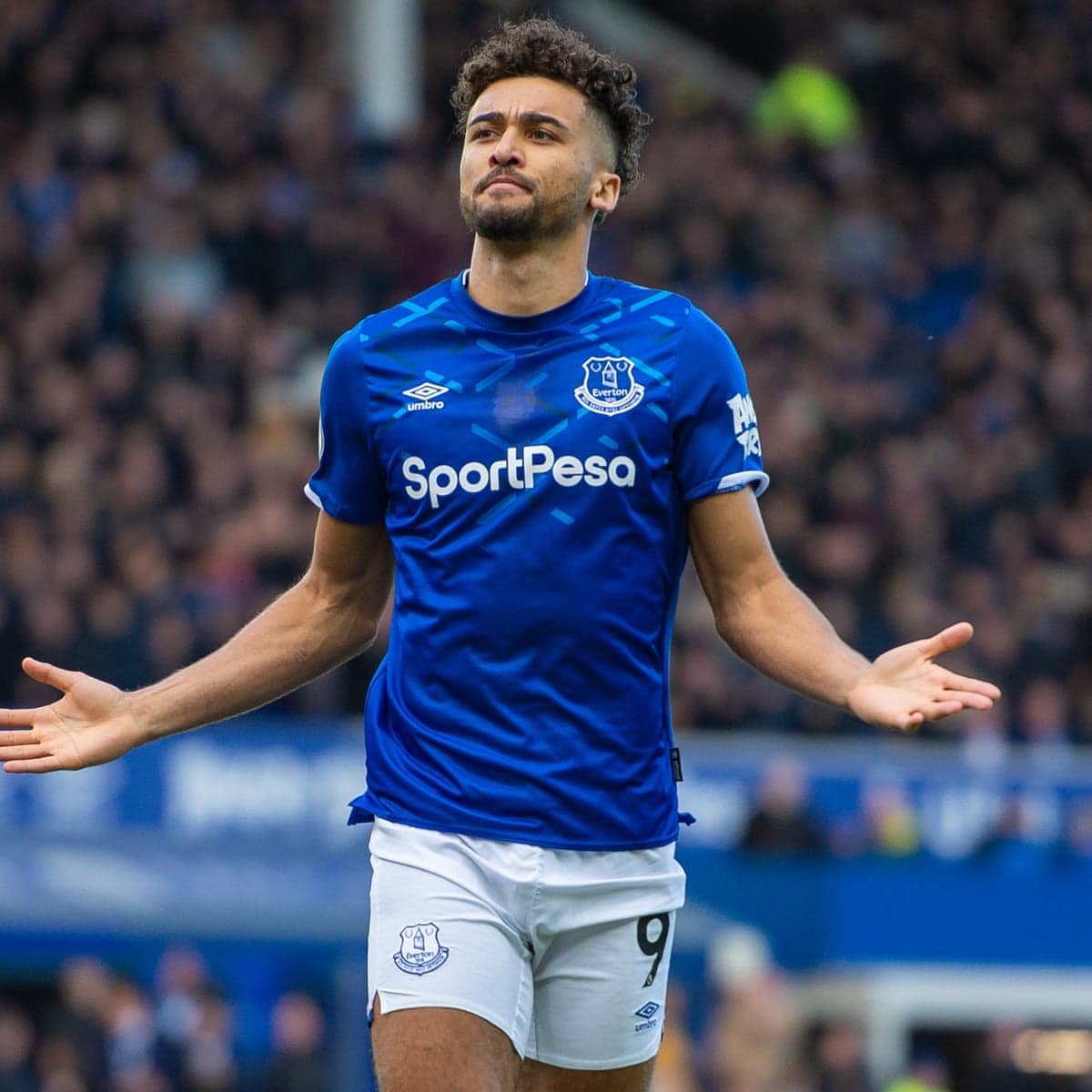 Ancelotti peshkon përsëri tek Everton 