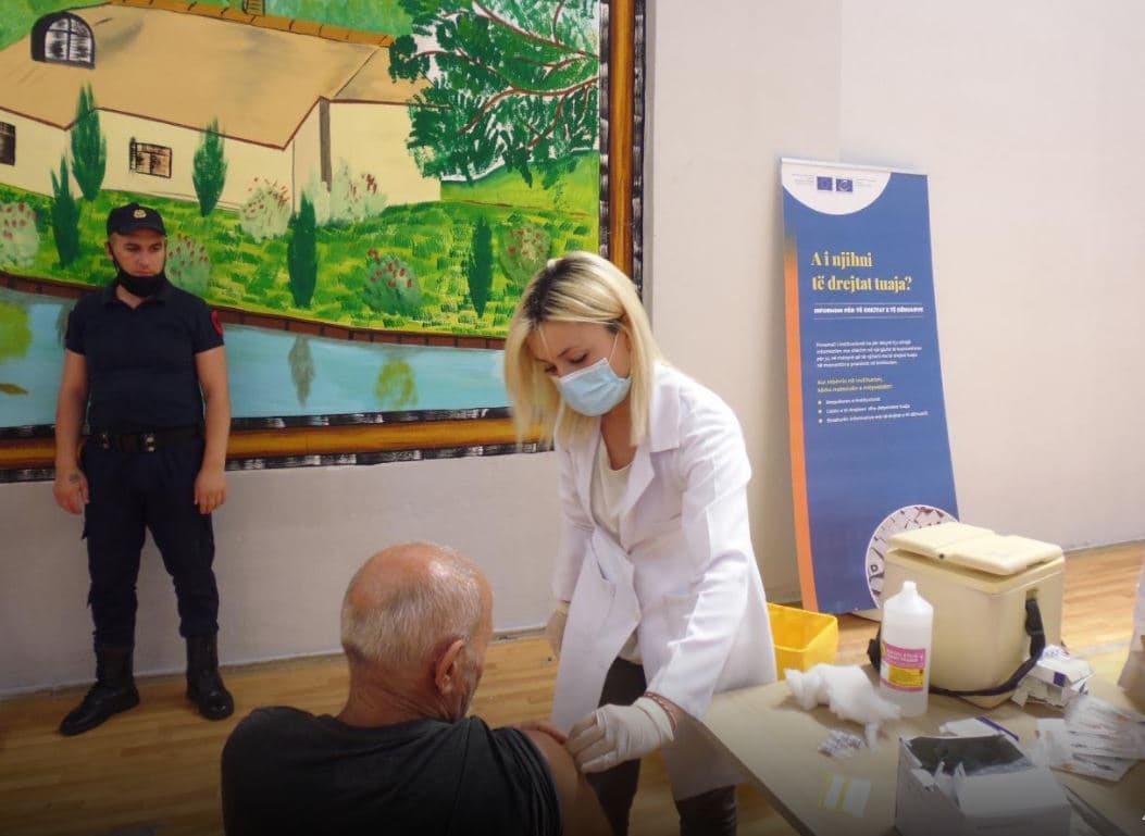    Vaksinimi anticovid në burgje/ Gjonaj: Vaksinohen 143 të dënuar