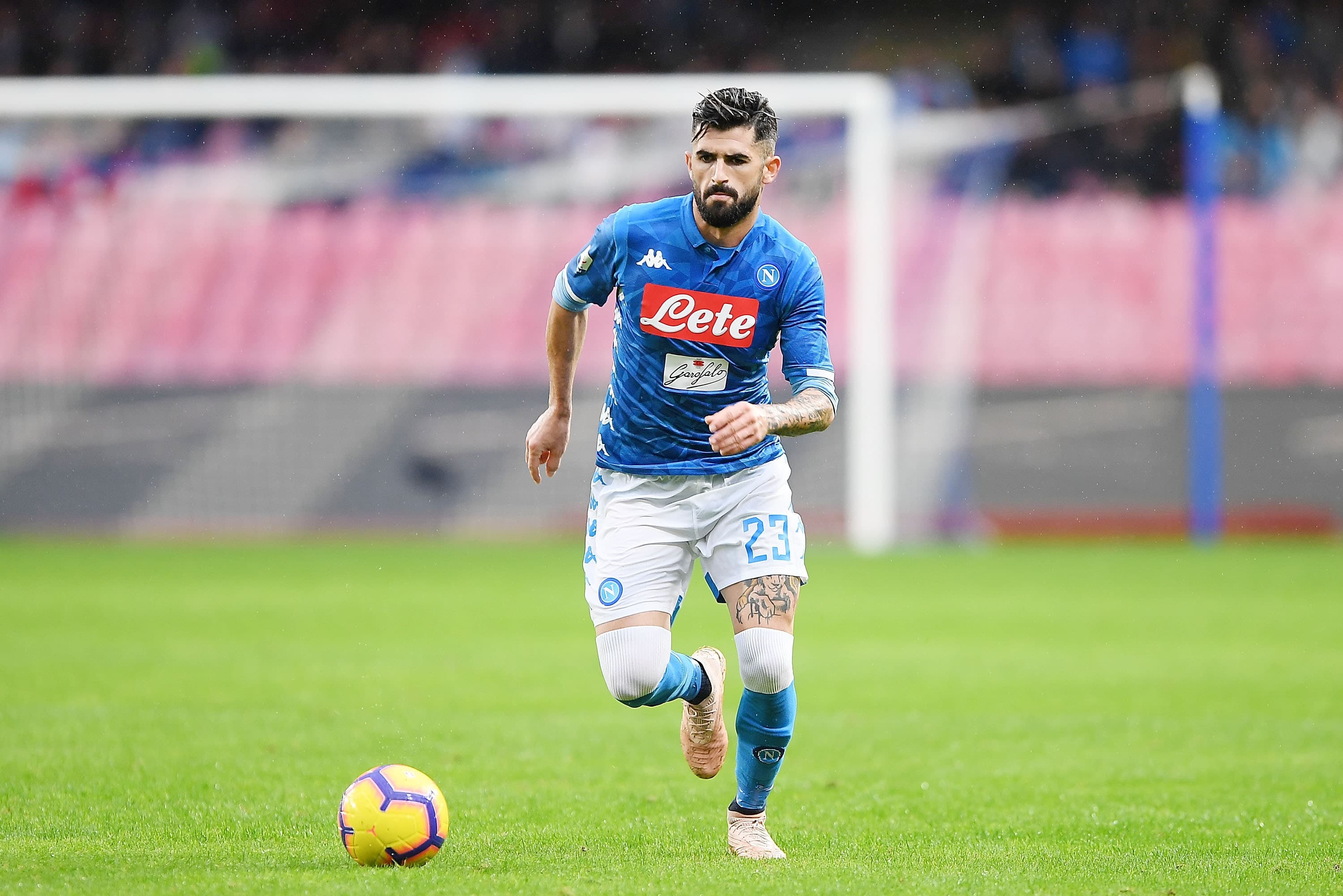 Largohet nga Napoli, por Hysaj do të vazhdojë në Serie A