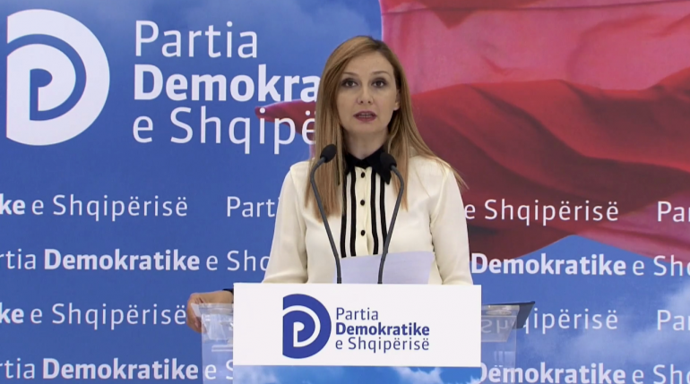 Shifrat e BB dhe BERZH/ Tabaku: Shqipëria e dyta në botë për korrupsion